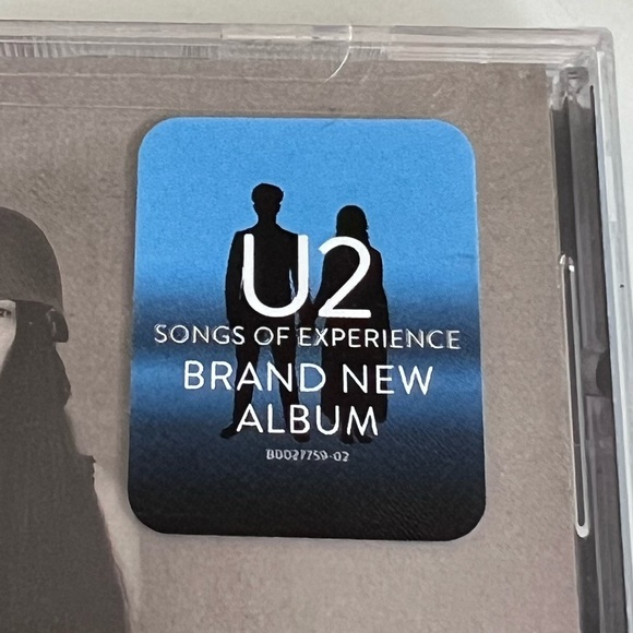 2017 U2: Songs of Experience - brand NEW SEALED CD Album - Picture 6 of 8